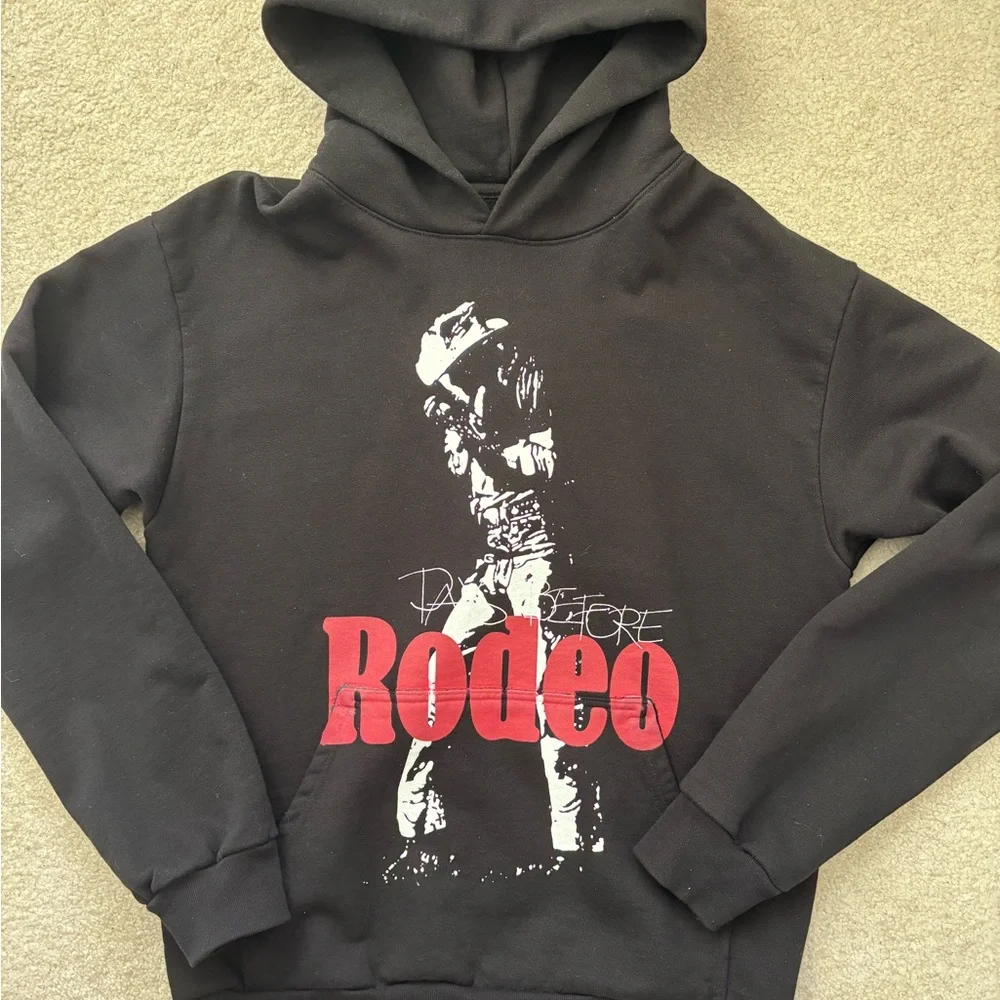 Days Before Rodeo Sweater - Picture 1 of 3